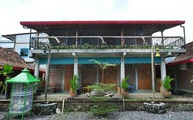 Kampung Lawasan Heritage Cottage